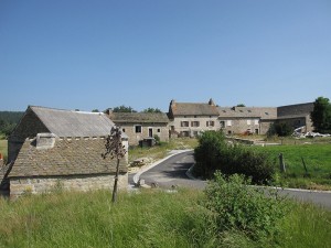 Hameau de Hermabessière,  commune de Sainte Colombe de Peyre.